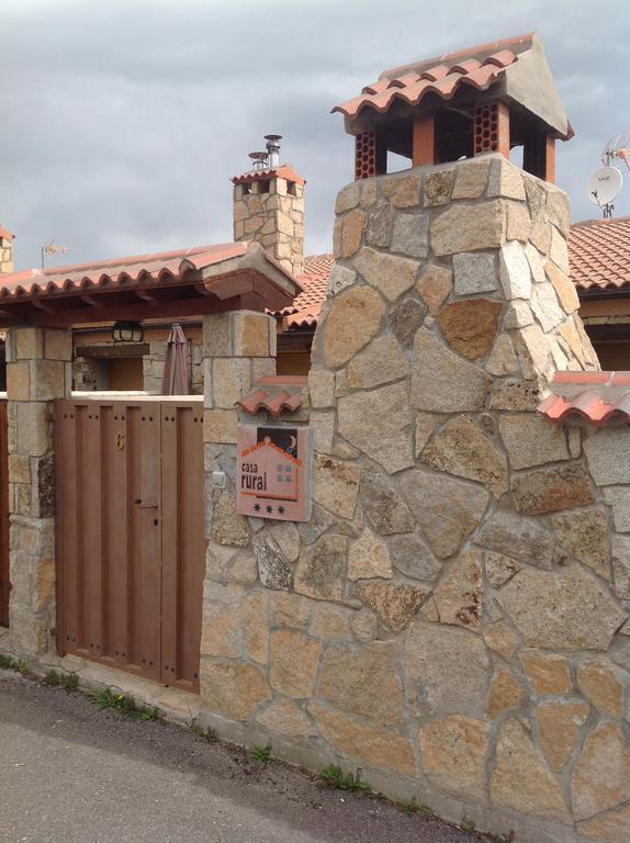 Гостевой дом Casa Rural La Vega De Gredos Сан-Мартин-де-ла-Вега-дель-Альберче Экстерьер фото