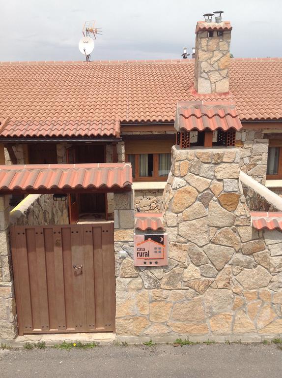 Гостевой дом Casa Rural La Vega De Gredos Сан-Мартин-де-ла-Вега-дель-Альберче Экстерьер фото